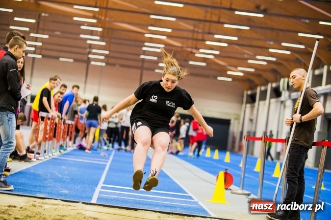Zdjęcie w galerii na portalu naszraciborz.pl: Drugi dzień Halowych Mistrzostw Raciborza w Lekkiej Atletyce wiadomości z regionu