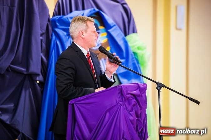 Zdjęcie w galerii na portalu naszraciborz.pl: Uroczyste obchody święta patrona szkoły – Technikum nr 1 w CKZiU nr 1  – Księżnej Eufemii Raciborskiej  wiadomości z regionu