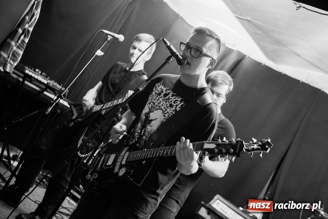 Zdjęcie w galerii na portalu naszraciborz.pl: Ostatnia Bitwa Kapel na Końcu Świata wiadomości z regionu