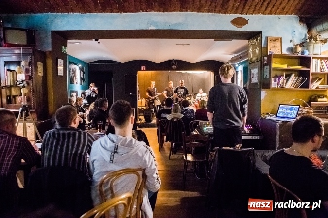 Zdjęcie w galerii na portalu naszraciborz.pl: Ostatnia Bitwa Kapel na Końcu Świata wiadomości z regionu