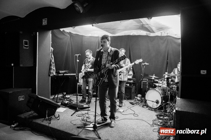 Zdjęcie w galerii na portalu naszraciborz.pl: Ostatnia Bitwa Kapel na Końcu Świata wiadomości z regionu