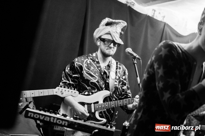 Zdjęcie w galerii na portalu naszraciborz.pl: Ostatnia Bitwa Kapel na Końcu Świata wiadomości z regionu