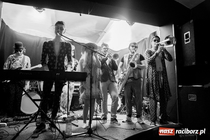 Zdjęcie w galerii na portalu naszraciborz.pl: Ostatnia Bitwa Kapel na Końcu Świata wiadomości z regionu