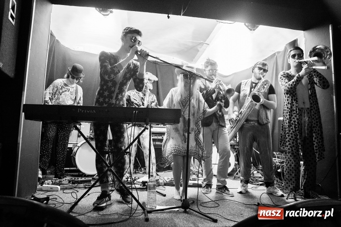 Zdjęcie w galerii na portalu naszraciborz.pl: Ostatnia Bitwa Kapel na Końcu Świata wiadomości z regionu