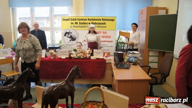 Zdjęcie w galerii na portalu naszraciborz.pl: Pierwsze Targi Edukacyjne w Pietrowicach Wielkich  wiadomości z regionu