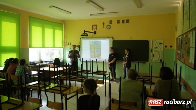 Zdjęcie w galerii na portalu naszraciborz.pl: Pierwsze Targi Edukacyjne w Pietrowicach Wielkich  wiadomości z regionu