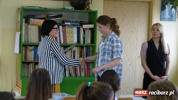 Zdjęcie w galerii na portalu naszraciborz.pl: W II Liceum Og&oacute;lnokształcącym po raz 24. wybrano powiatowych mistrz&oacute;w ortografii wiadomości z regionu