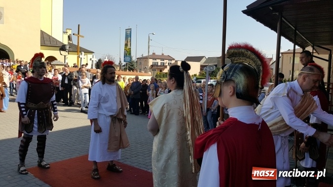 Zdjęcie w galerii na portalu naszraciborz.pl: Misterium Męki Pańskiej w Krzyżanowicach  wiadomości z regionu