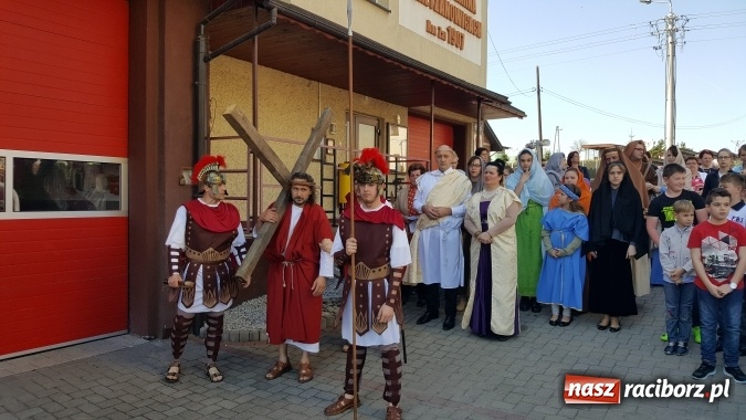 Zdjęcie w galerii na portalu naszraciborz.pl: Misterium Męki Pańskiej w Krzyżanowicach  wiadomości z regionu