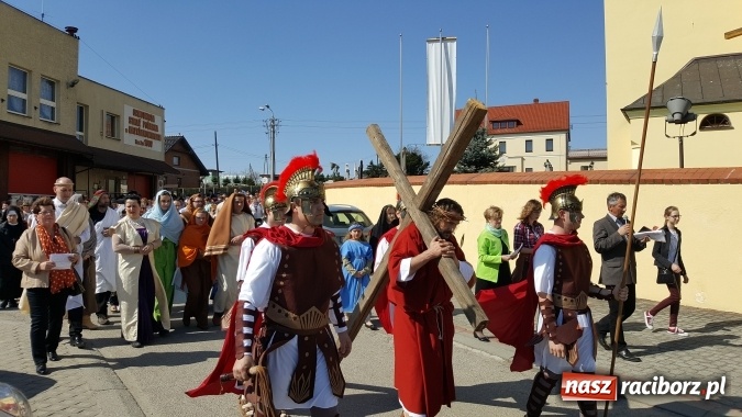Zdjęcie w galerii na portalu naszraciborz.pl: Misterium Męki Pańskiej w Krzyżanowicach  wiadomości z regionu