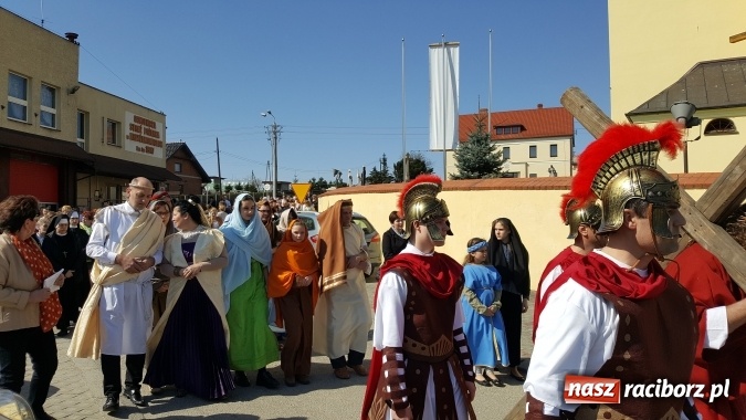 Zdjęcie w galerii na portalu naszraciborz.pl: Misterium Męki Pańskiej w Krzyżanowicach  wiadomości z regionu