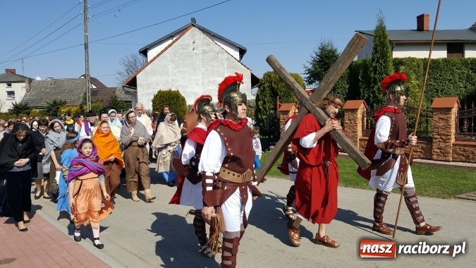 Zdjęcie w galerii na portalu naszraciborz.pl: Misterium Męki Pańskiej w Krzyżanowicach  wiadomości z regionu