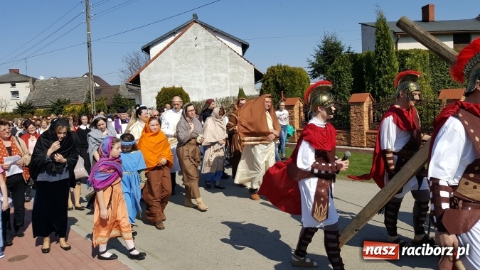 Zdjęcie w galerii na portalu naszraciborz.pl: Misterium Męki Pańskiej w Krzyżanowicach  wiadomości z regionu