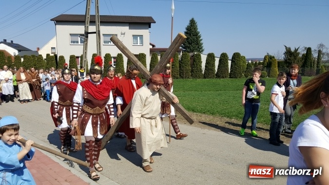 Zdjęcie w galerii na portalu naszraciborz.pl: Misterium Męki Pańskiej w Krzyżanowicach  wiadomości z regionu
