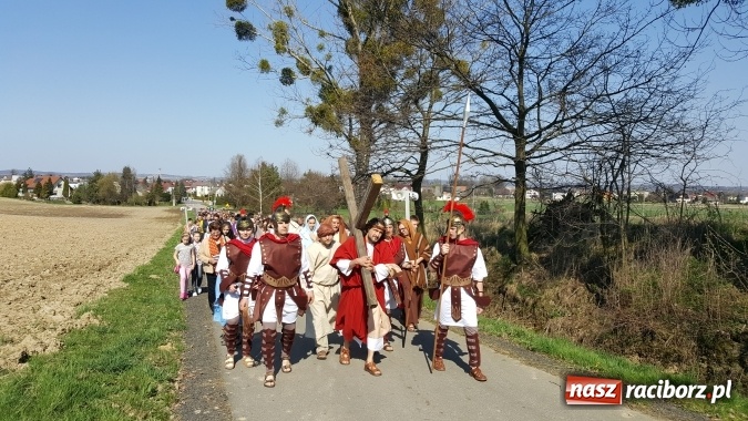 Zdjęcie w galerii na portalu naszraciborz.pl: Misterium Męki Pańskiej w Krzyżanowicach  wiadomości z regionu