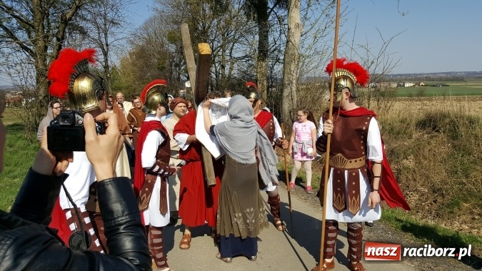 Zdjęcie w galerii na portalu naszraciborz.pl: Misterium Męki Pańskiej w Krzyżanowicach  wiadomości z regionu