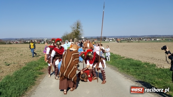 Zdjęcie w galerii na portalu naszraciborz.pl: Misterium Męki Pańskiej w Krzyżanowicach  wiadomości z regionu