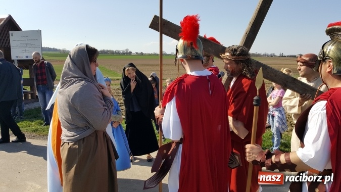 Zdjęcie w galerii na portalu naszraciborz.pl: Misterium Męki Pańskiej w Krzyżanowicach  wiadomości z regionu