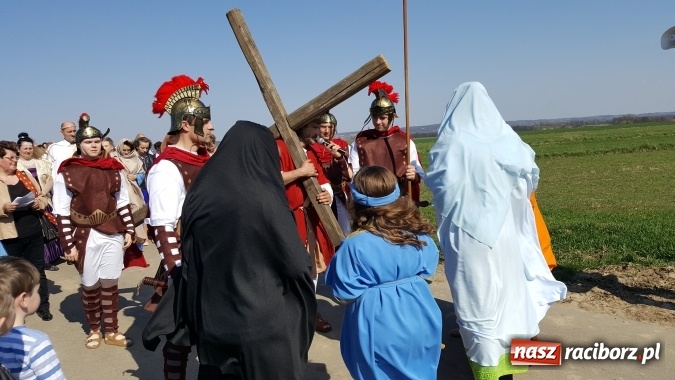 Zdjęcie w galerii na portalu naszraciborz.pl: Misterium Męki Pańskiej w Krzyżanowicach  wiadomości z regionu