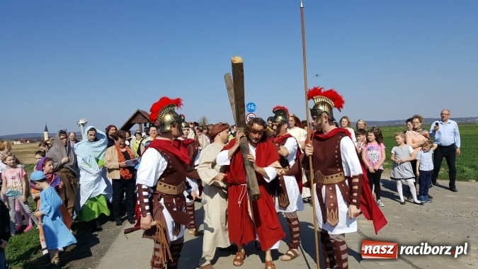Zdjęcie w galerii na portalu naszraciborz.pl: Misterium Męki Pańskiej w Krzyżanowicach  wiadomości z regionu