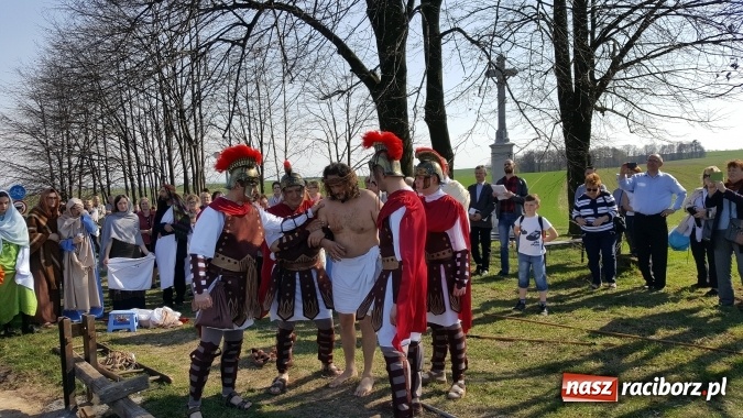 Zdjęcie w galerii na portalu naszraciborz.pl: Misterium Męki Pańskiej w Krzyżanowicach  wiadomości z regionu
