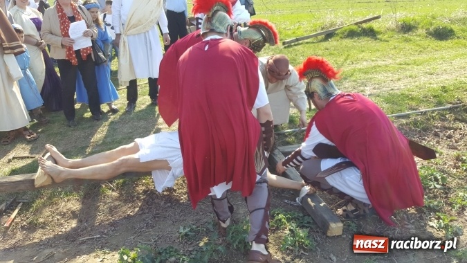 Zdjęcie w galerii na portalu naszraciborz.pl: Misterium Męki Pańskiej w Krzyżanowicach  wiadomości z regionu