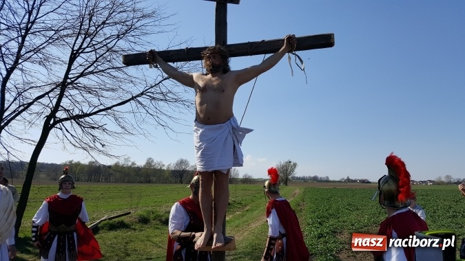Zdjęcie w galerii na portalu naszraciborz.pl: Misterium Męki Pańskiej w Krzyżanowicach  wiadomości z regionu