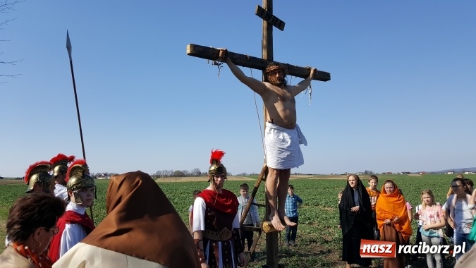 Zdjęcie w galerii na portalu naszraciborz.pl: Misterium Męki Pańskiej w Krzyżanowicach  wiadomości z regionu