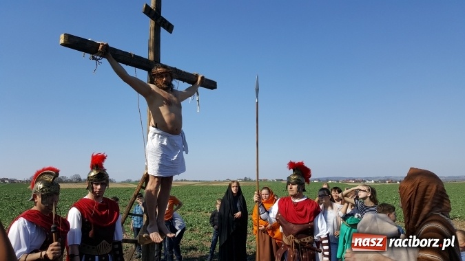 Zdjęcie w galerii na portalu naszraciborz.pl: Misterium Męki Pańskiej w Krzyżanowicach  wiadomości z regionu