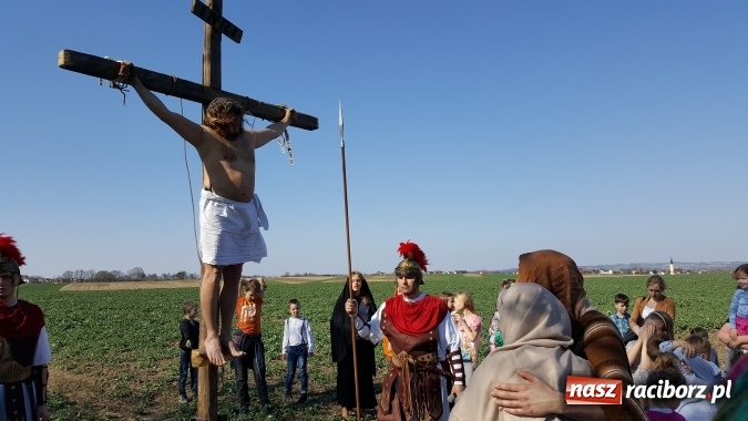 Zdjęcie w galerii na portalu naszraciborz.pl: Misterium Męki Pańskiej w Krzyżanowicach  wiadomości z regionu