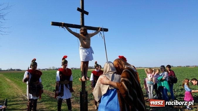 Zdjęcie w galerii na portalu naszraciborz.pl: Misterium Męki Pańskiej w Krzyżanowicach  wiadomości z regionu