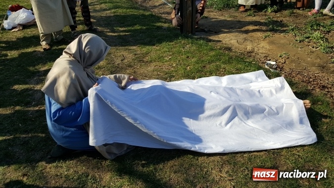 Zdjęcie w galerii na portalu naszraciborz.pl: Misterium Męki Pańskiej w Krzyżanowicach  wiadomości z regionu