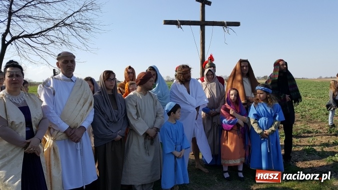 Zdjęcie w galerii na portalu naszraciborz.pl: Misterium Męki Pańskiej w Krzyżanowicach  wiadomości z regionu
