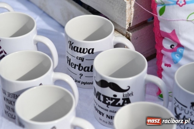 Zdjęcie w galerii na portalu naszraciborz.pl: Kolorowo, pachnąco i pysznie - ruszył Jarmark Wielkanocny  wiadomości z regionu