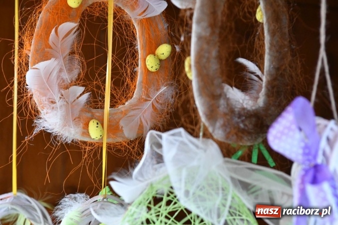 Zdjęcie w galerii na portalu naszraciborz.pl: Kolorowo, pachnąco i pysznie - ruszył Jarmark Wielkanocny  wiadomości z regionu