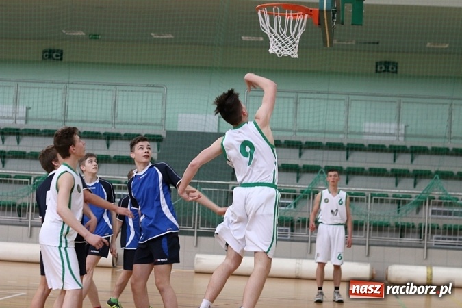 Zdjęcie w galerii na portalu naszraciborz.pl: Koszykówka: G1 z Raciborza awansowało do półfinału wojewódzkiego wiadomości z regionu