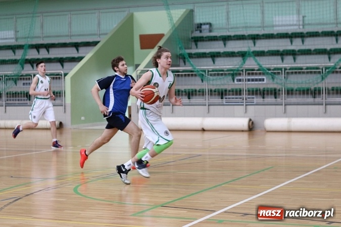 Zdjęcie w galerii na portalu naszraciborz.pl: Koszykówka: G1 z Raciborza awansowało do półfinału wojewódzkiego wiadomości z regionu