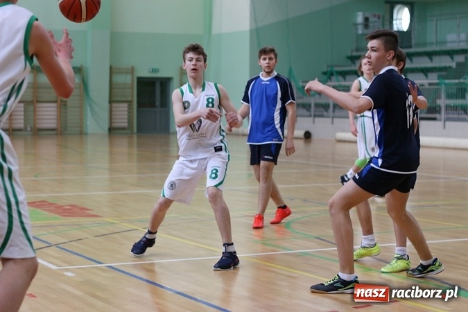 Zdjęcie w galerii na portalu naszraciborz.pl: Koszykówka: G1 z Raciborza awansowało do półfinału wojewódzkiego wiadomości z regionu