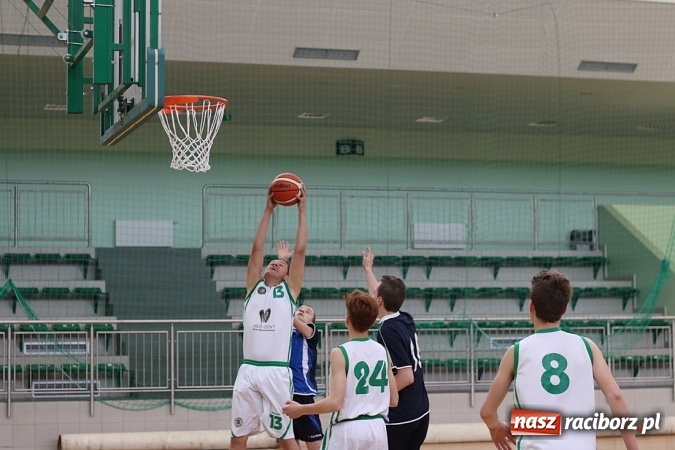 Zdjęcie w galerii na portalu naszraciborz.pl: Koszykówka: G1 z Raciborza awansowało do półfinału wojewódzkiego wiadomości z regionu