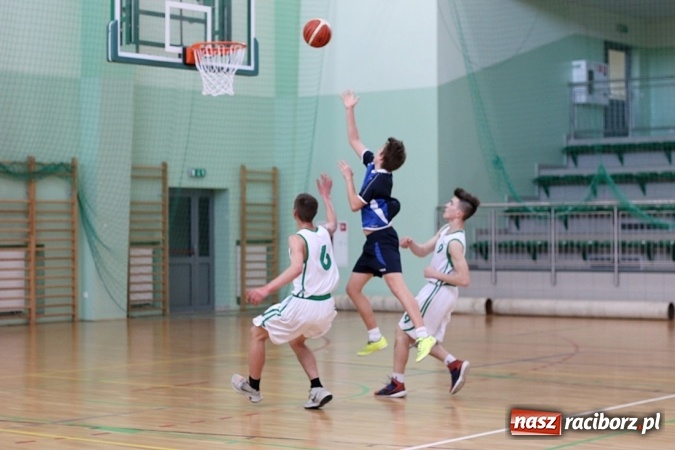 Zdjęcie w galerii na portalu naszraciborz.pl: Koszykówka: G1 z Raciborza awansowało do półfinału wojewódzkiego wiadomości z regionu