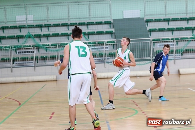 Zdjęcie w galerii na portalu naszraciborz.pl: Koszykówka: G1 z Raciborza awansowało do półfinału wojewódzkiego wiadomości z regionu
