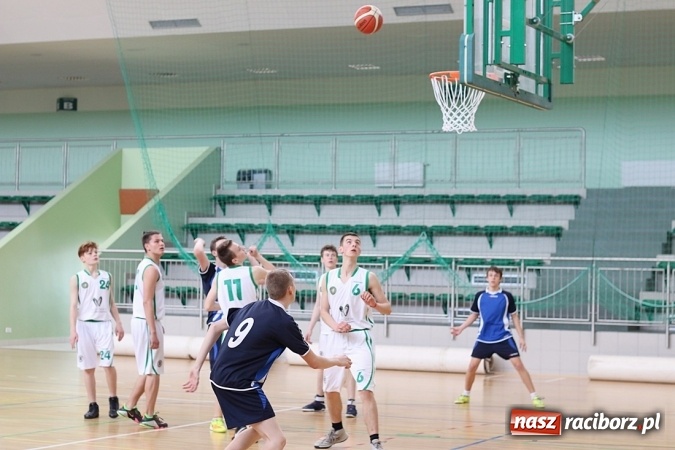 Zdjęcie w galerii na portalu naszraciborz.pl: Koszykówka: G1 z Raciborza awansowało do półfinału wojewódzkiego wiadomości z regionu