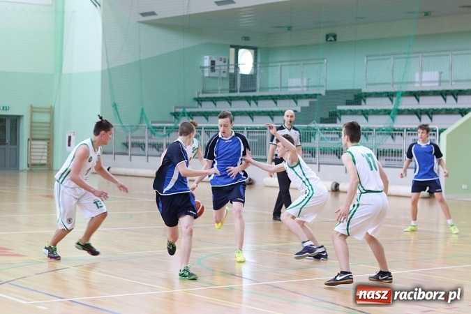 Zdjęcie w galerii na portalu naszraciborz.pl: Koszykówka: G1 z Raciborza awansowało do półfinału wojewódzkiego wiadomości z regionu