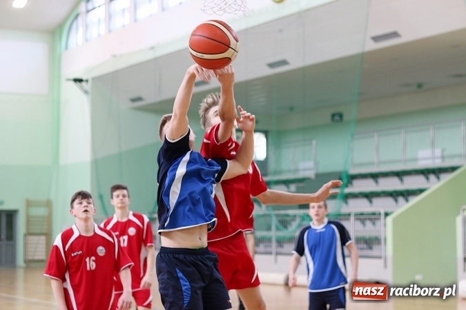 Zdjęcie w galerii na portalu naszraciborz.pl: Koszykówka: G1 z Raciborza awansowało do półfinału wojewódzkiego wiadomości z regionu