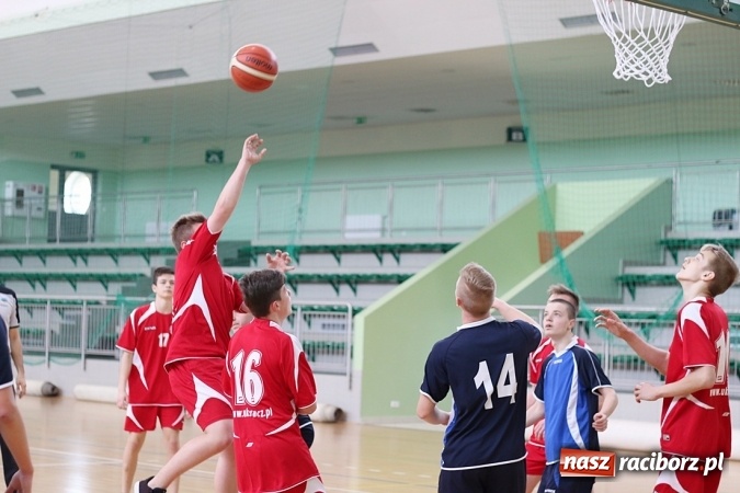 Zdjęcie w galerii na portalu naszraciborz.pl: Koszykówka: G1 z Raciborza awansowało do półfinału wojewódzkiego wiadomości z regionu