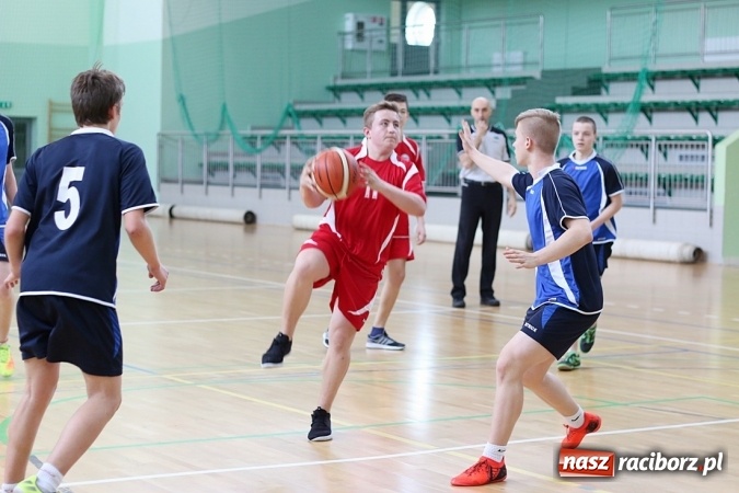 Zdjęcie w galerii na portalu naszraciborz.pl: Koszykówka: G1 z Raciborza awansowało do półfinału wojewódzkiego wiadomości z regionu