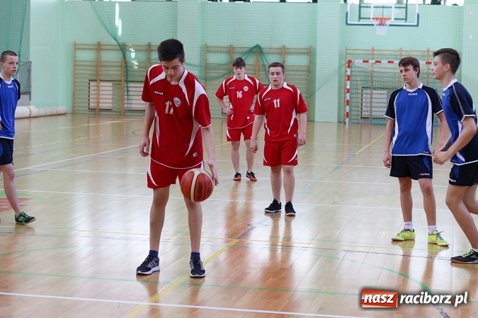 Zdjęcie w galerii na portalu naszraciborz.pl: Koszykówka: G1 z Raciborza awansowało do półfinału wojewódzkiego wiadomości z regionu