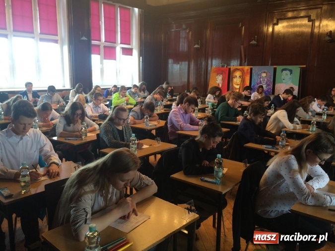 Zdjęcie w galerii na portalu naszraciborz.pl: X Powiatowy Konkurs Języka Angielskiego dla Gimnazjum za nami wiadomości z regionu