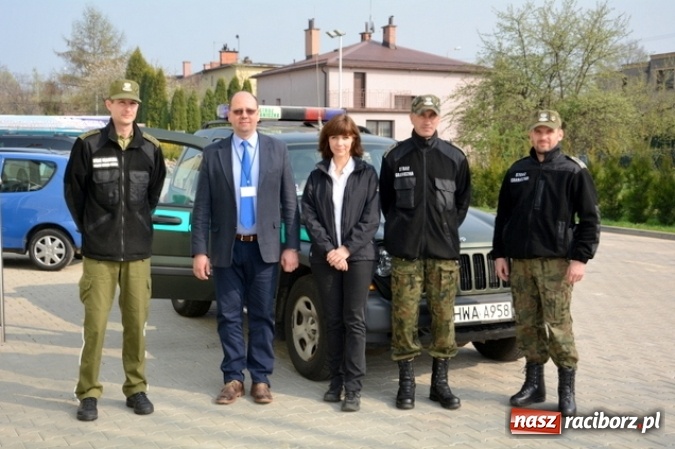 Zdjęcie w galerii na portalu naszraciborz.pl: Wizyta oficera łącznikowego policji Republiki Federalnej Niemiec u śląskich pogranicznik&oacute;w w Raciborzu wiadomości z regionu