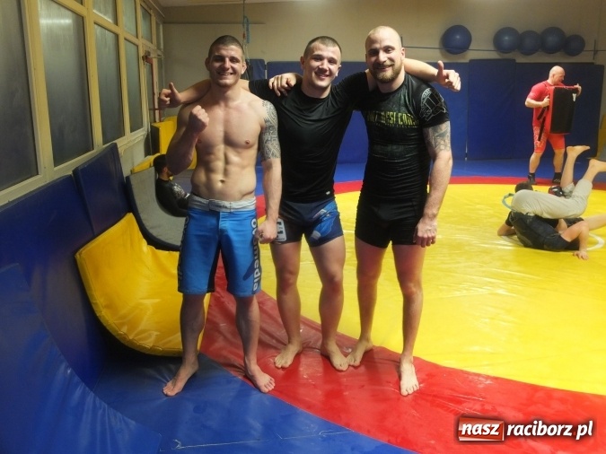 Zdjęcie w galerii na portalu naszraciborz.pl: Trwają przygotowania do Gali MMA wiadomości z regionu
